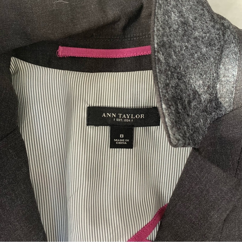 Ann Taylor Lightweight Two-Button Wool Blazer - image 7